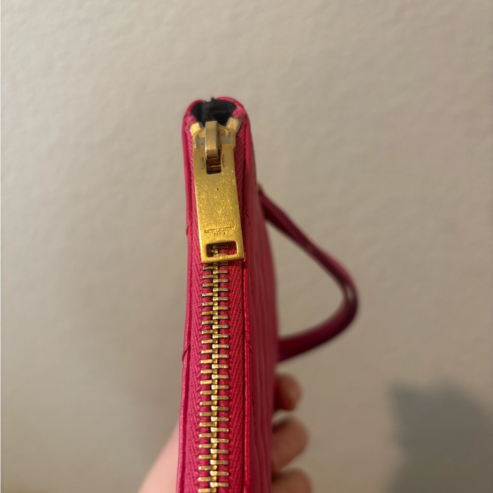 Saint Laurent YSL Pink Chevron Quilted Cassandre Clutch Wristlet Handbag - Picture 5 of 13